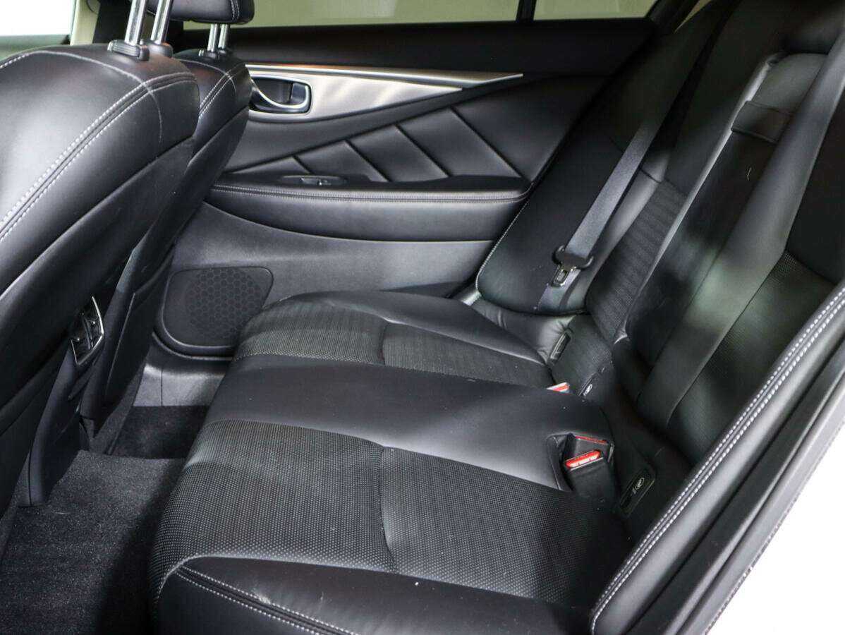 Б/У Инфинити К50 2014 года. Фото: #7