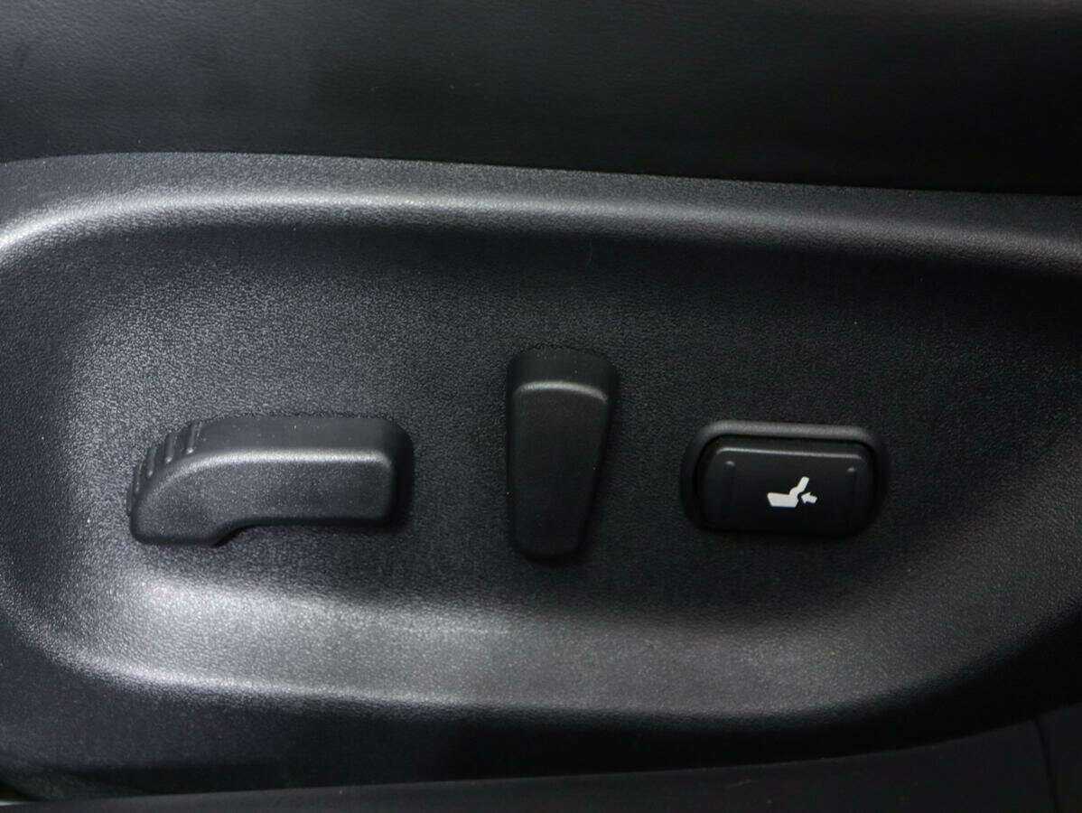 Б/У Инфинити К50 2014 года. Фото: #17