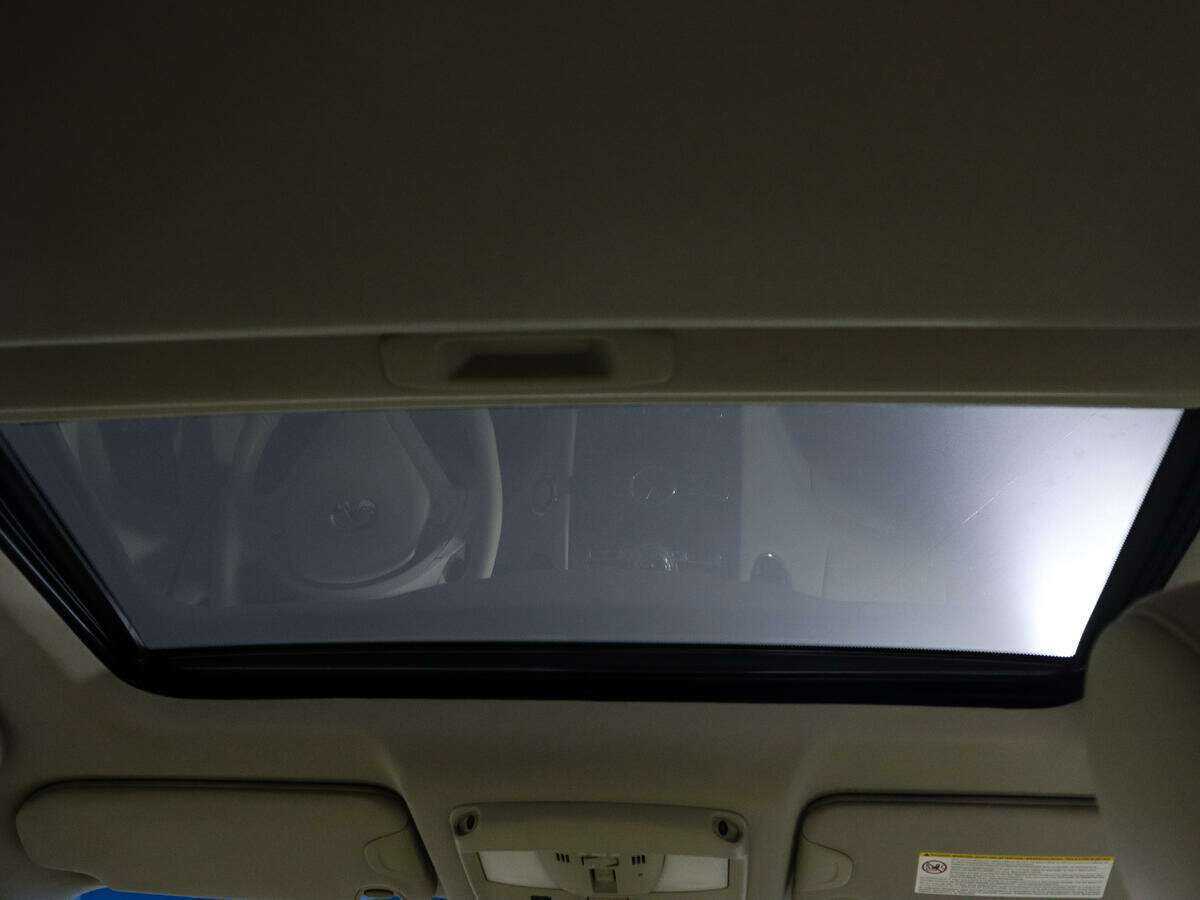 Б/У Инфинити ЕИкс 2011 года. Фото: #12