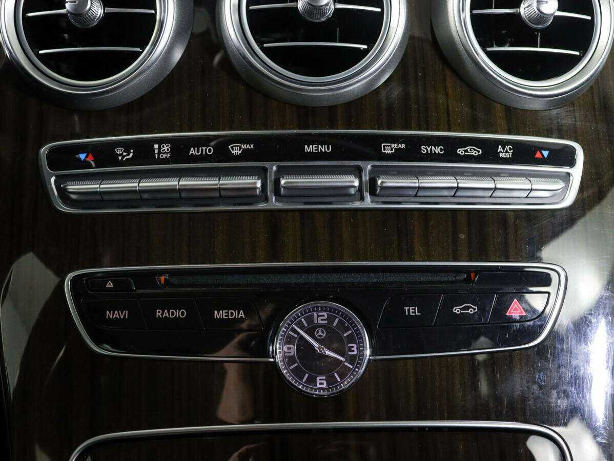 Б/У Мерседес-Бенц Ц-Класс 2015 года. Фото: #20