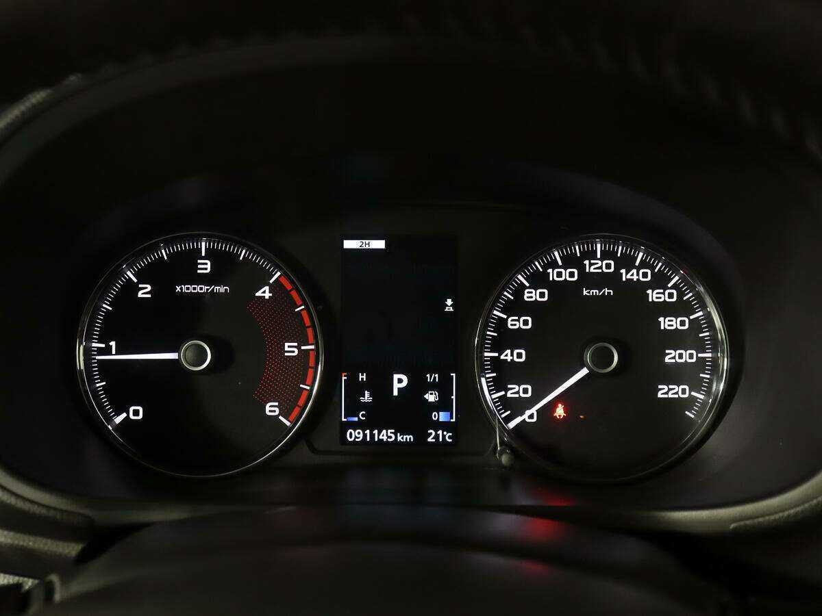 Б/У Митсубиши Паджеро Спорт 2017 года. Фото: #9