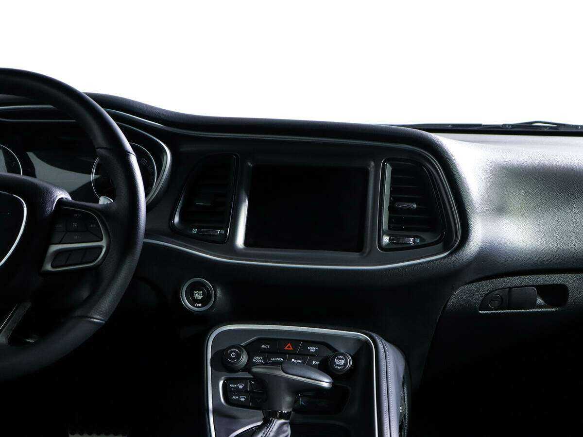 Б/У Додж Челленджер 2021 года. Фото: #11