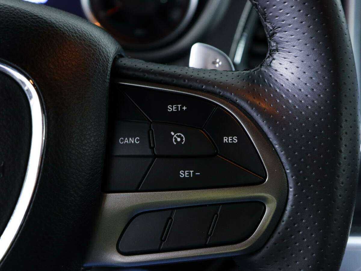 Б/У Додж Челленджер 2021 года. Фото: #19