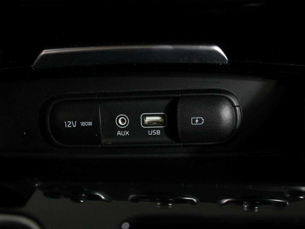 Б/У Киа Стингер 2019 года. Фото: #20