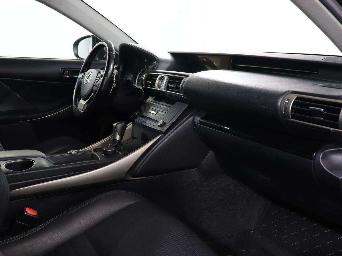 Б/У Лексус ИС 2015 года. Фото: #5