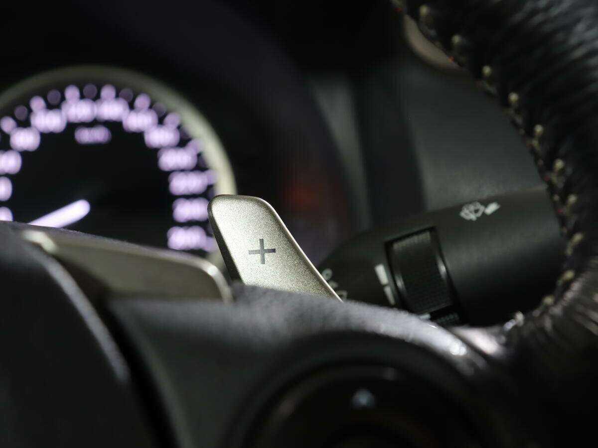 Б/У Лексус ИС 2015 года. Фото: #23