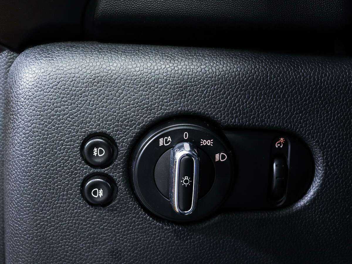 Б/У Мини Хэтч 2016 года. Фото: #16