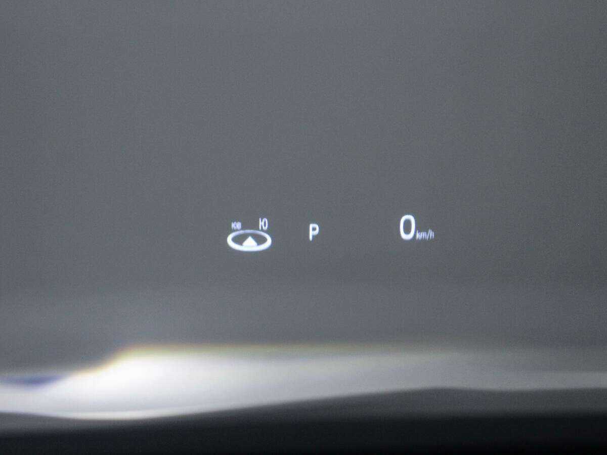 Б/У Тойота Камри 2018 года. Фото: #12