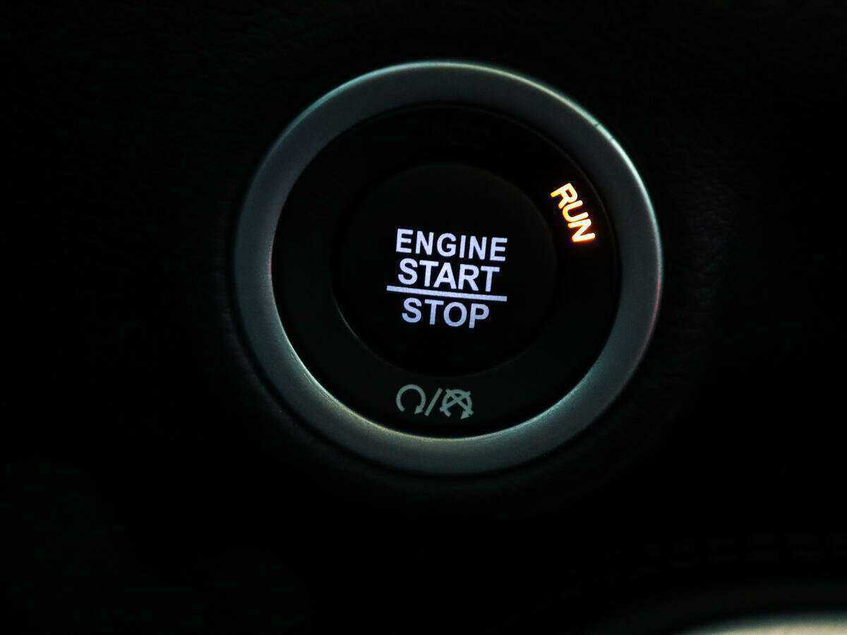 Б/У Додж Челленджер 2022 года. Фото: #16