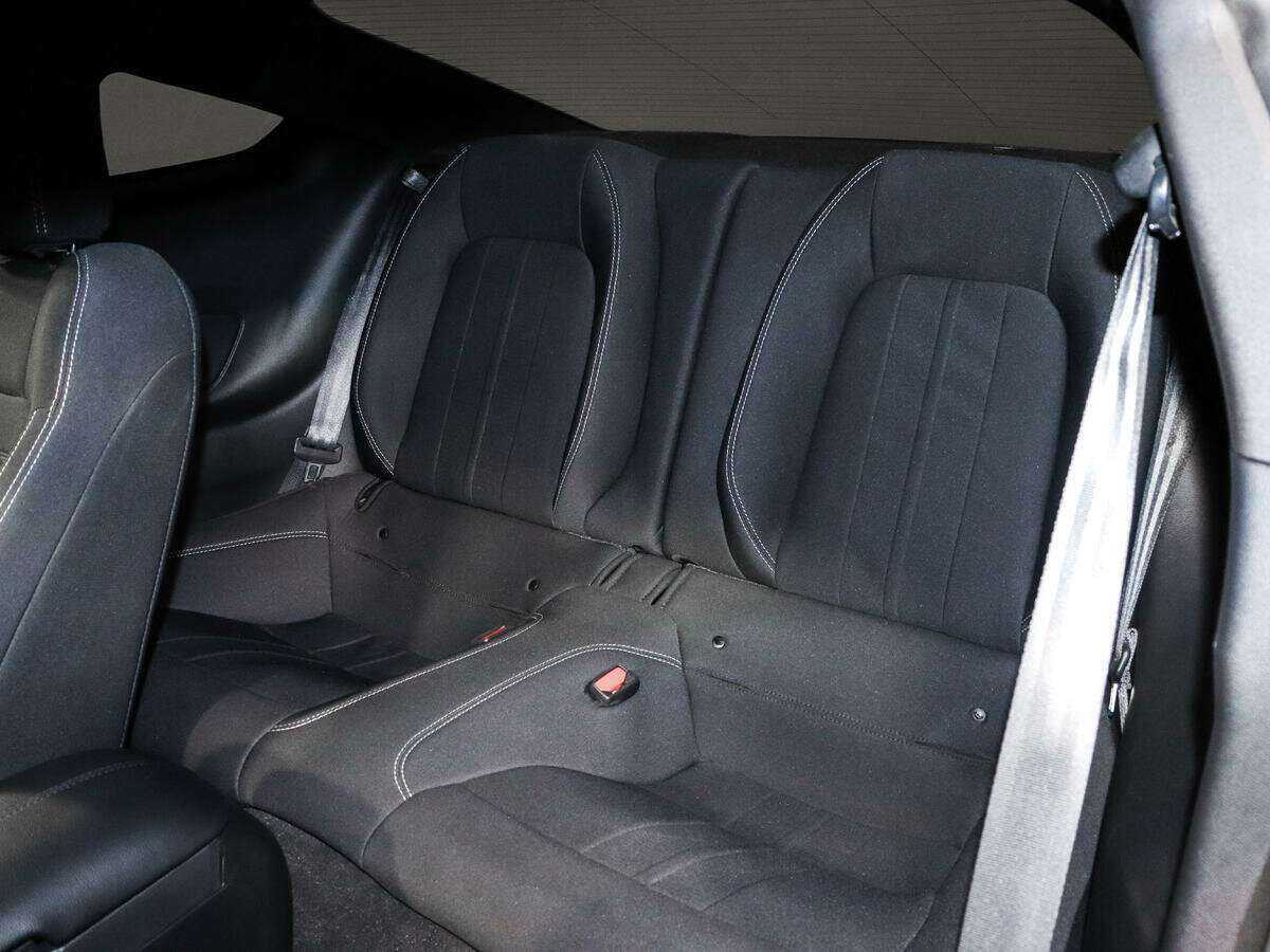 Б/У Форд Мустанг 2022 года. Фото: #9