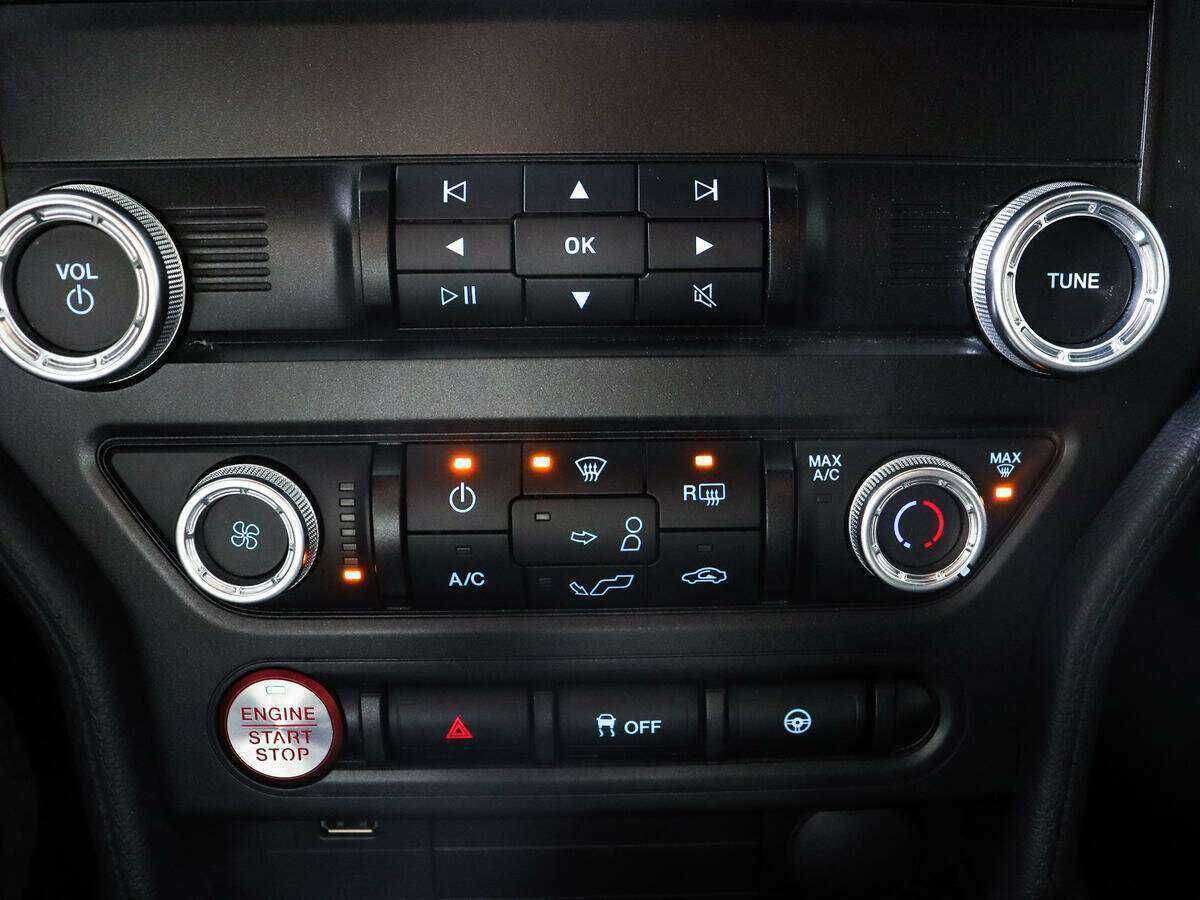 Б/У Форд Мустанг 2022 года. Фото: #18