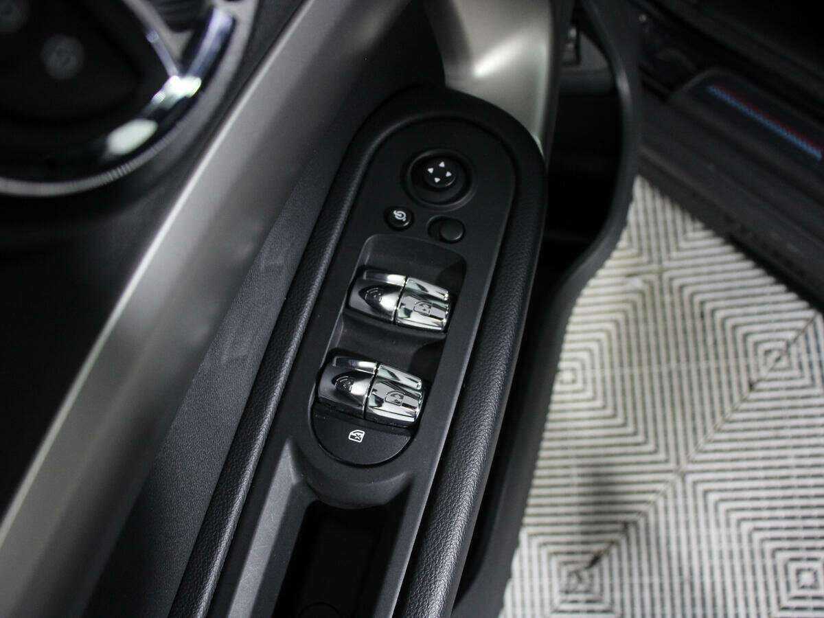 Б/У Мини Каунтримэн 2022 года. Фото: #14