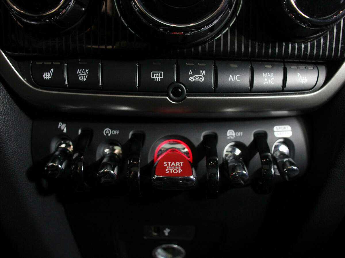 Б/У Мини Каунтримэн 2022 года. Фото: #19