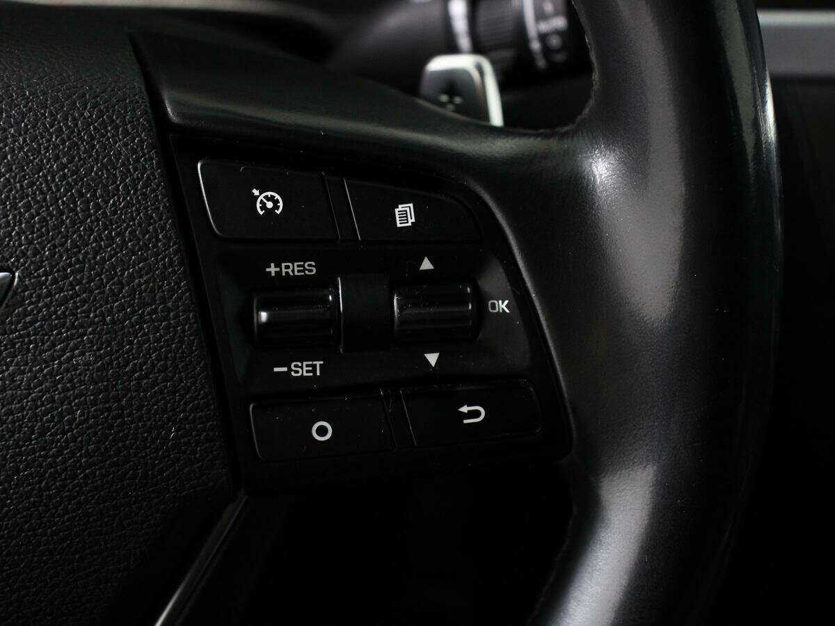 Б/У Хендай Генезис 2014 года. Фото: #18