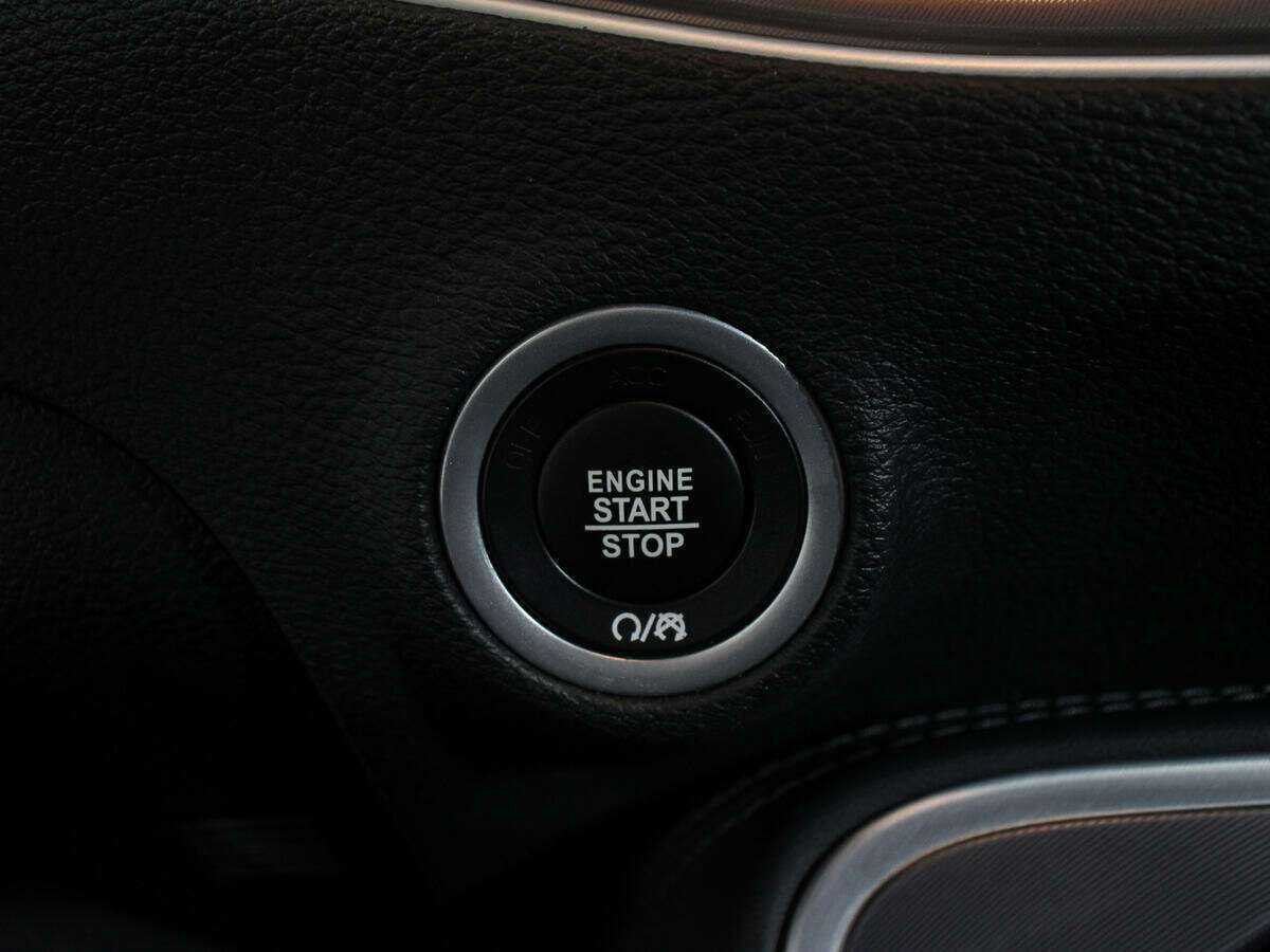 Б/У Додж Челленджер 2022 года. Фото: #19