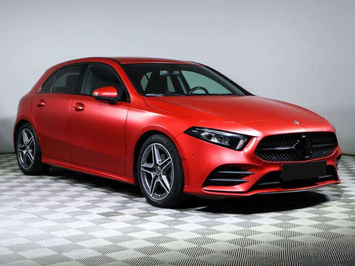 Б/У Мерседес-Бенц А-Класс 2020 года. Фото: #2