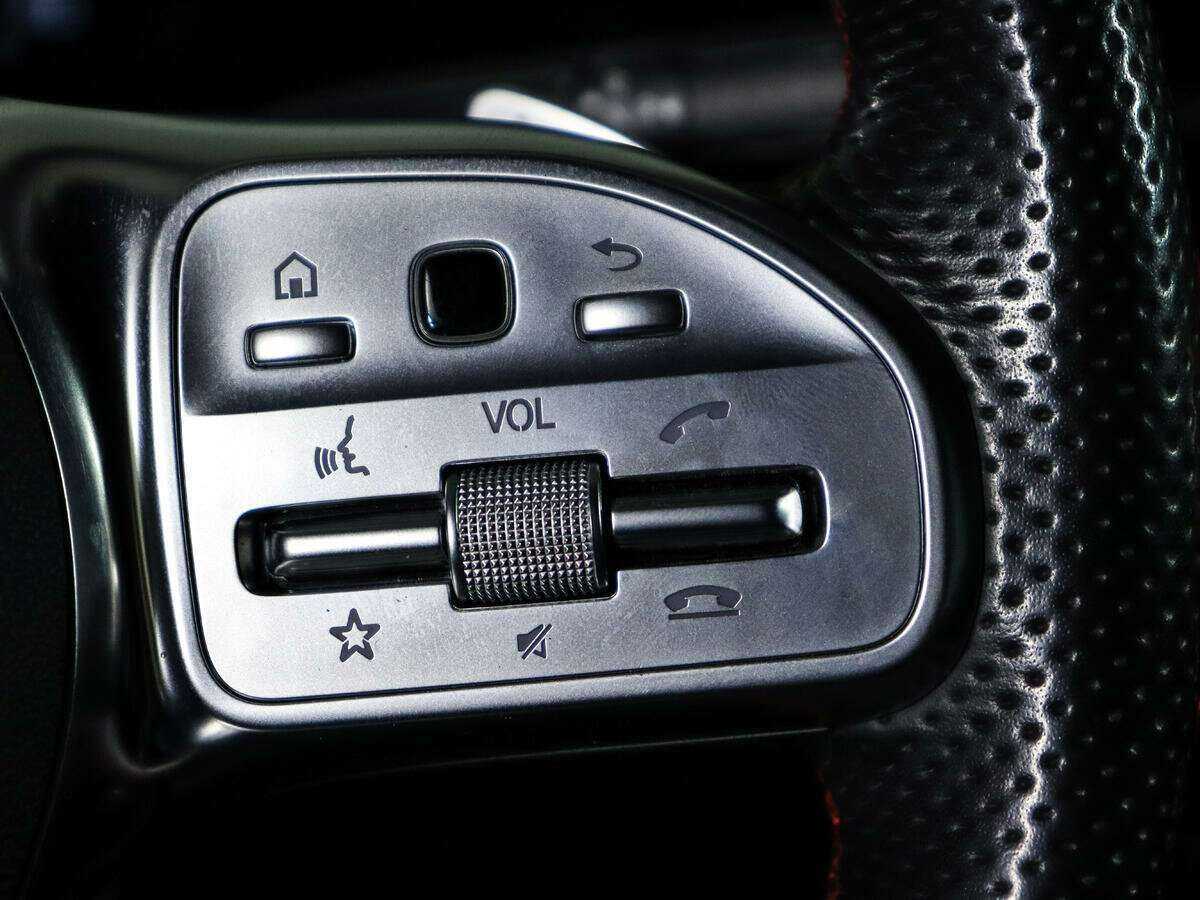 Б/У Мерседес-Бенц А-Класс 2020 года. Фото: #16