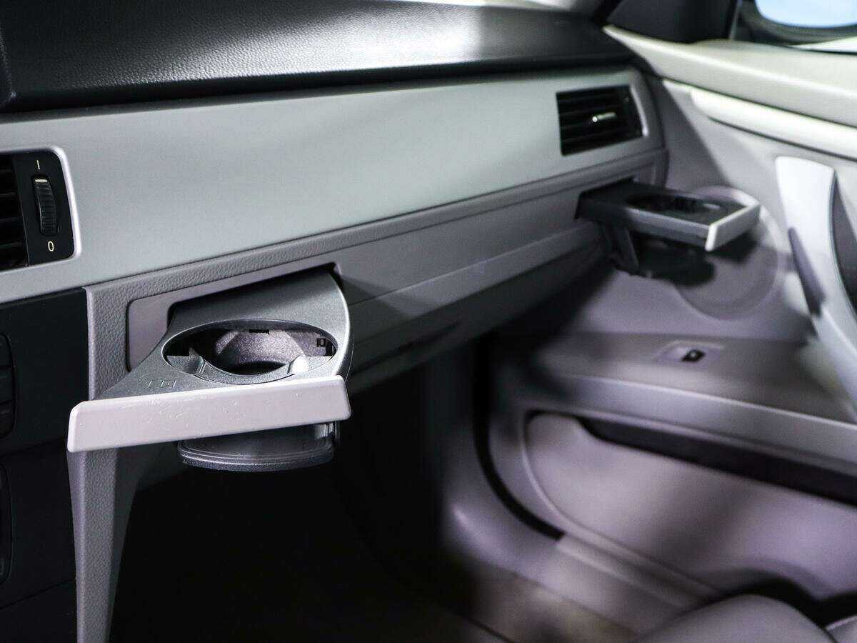 Б/У БМВ 3 серии 2008 года. Фото: #18