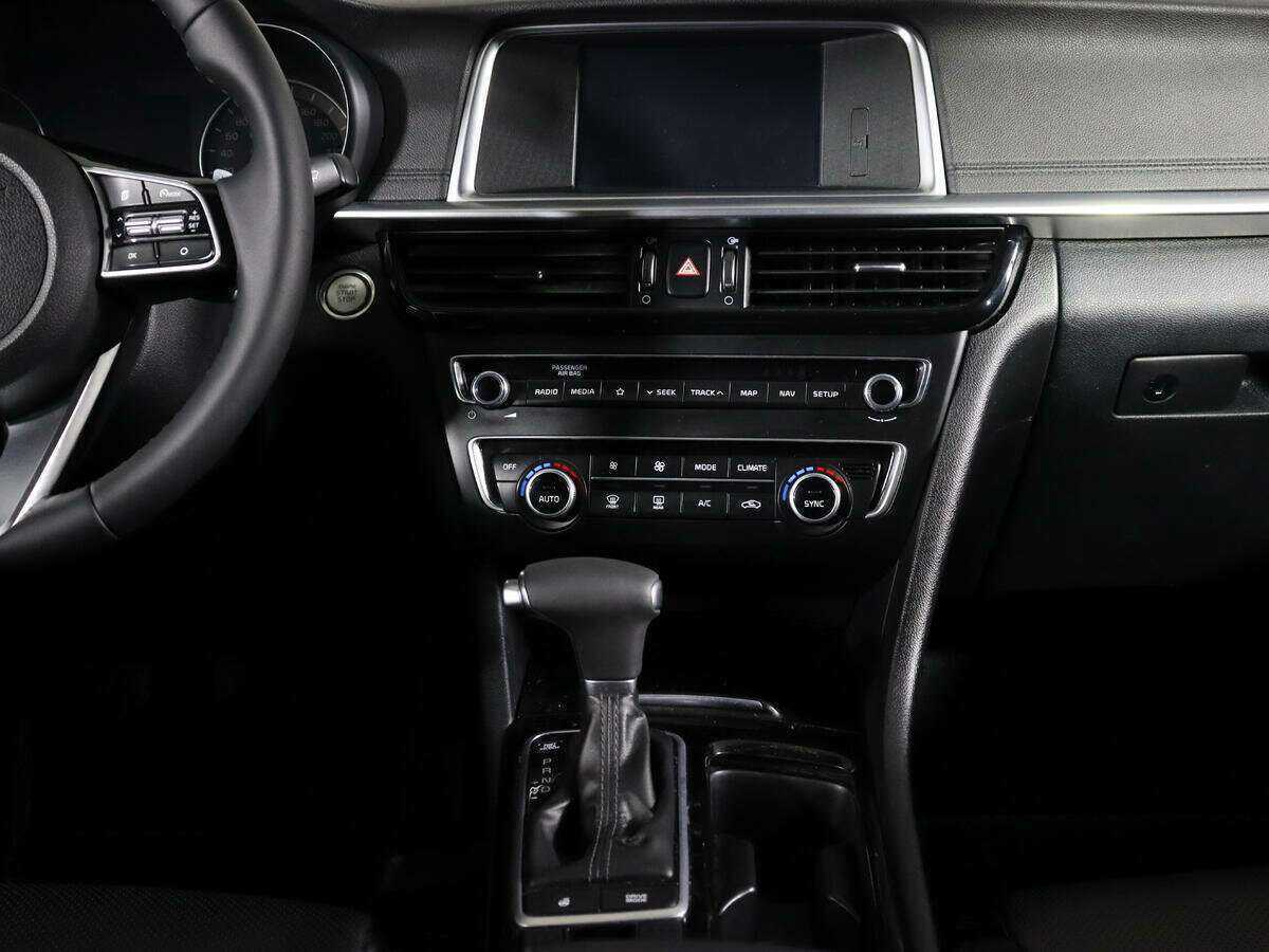 Б/У Киа Оптима 2018 года. Фото: #9