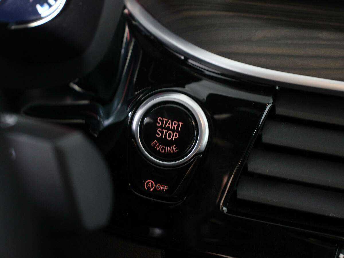 Б/У БМВ 5 серии 2017 года. Фото: #17