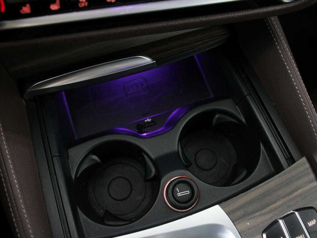 Б/У БМВ 5 серии 2017 года. Фото: #23