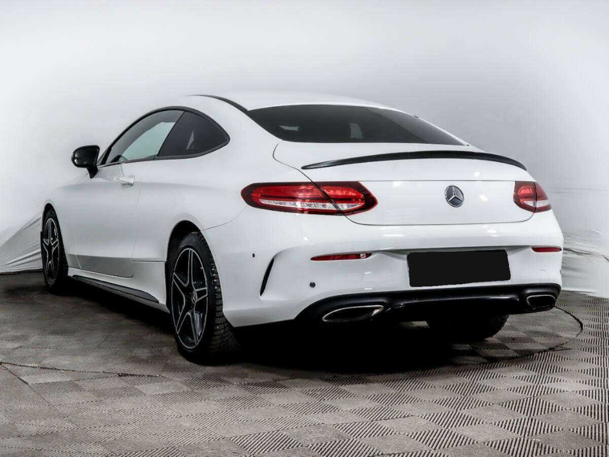 Б/У Мерседес-Бенц Ц-Класс 2019 года. Фото: #5