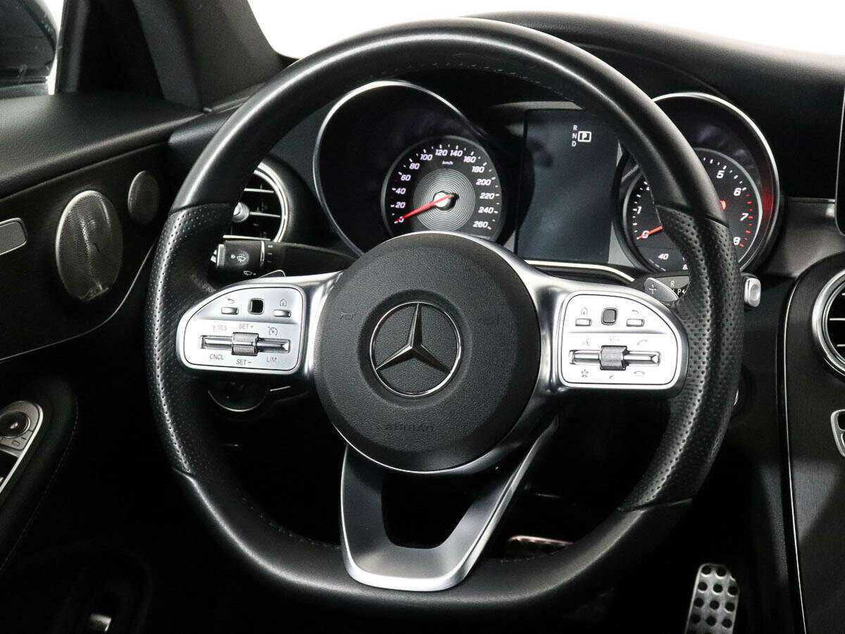 Б/У Мерседес-Бенц Ц-Класс 2019 года. Фото: #10