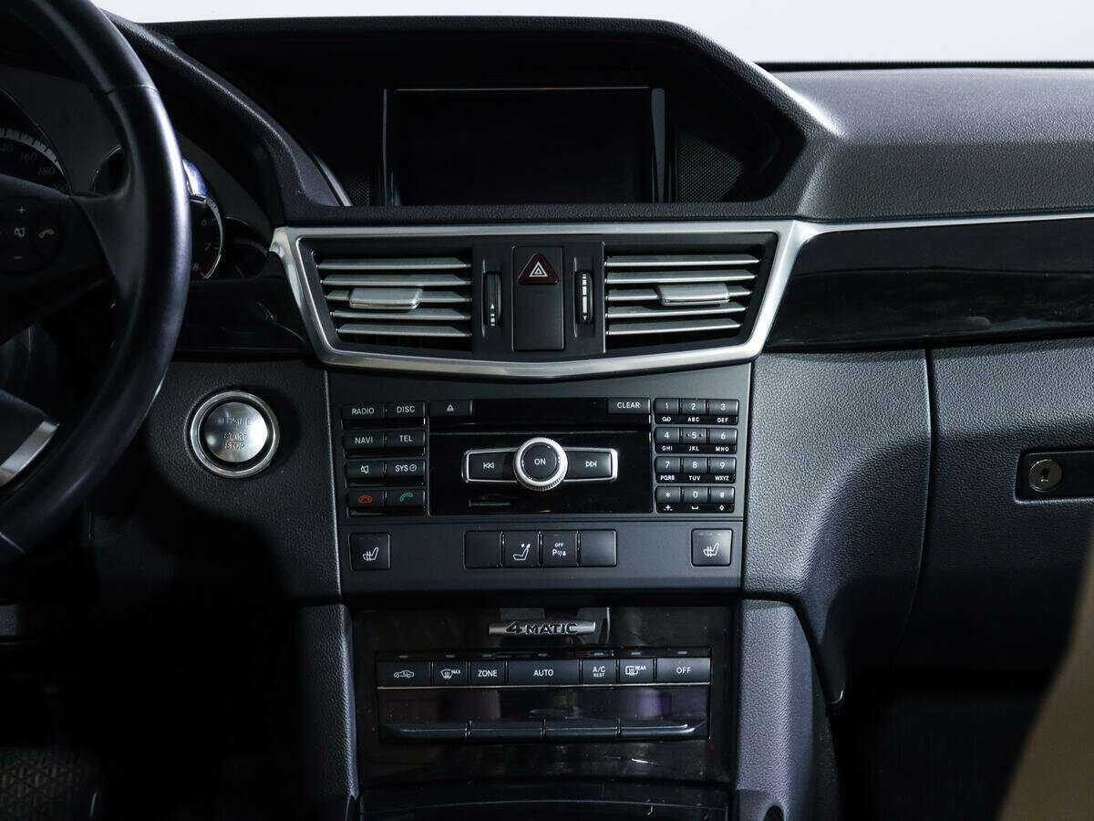 Б/У Мерседес-Бенц Е-Класс 2012 года. Фото: #11