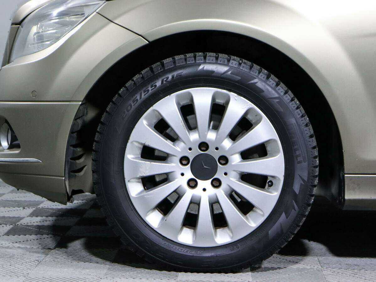 Б/У Мерседес-Бенц Ц-Класс 2007 года. Фото: #12