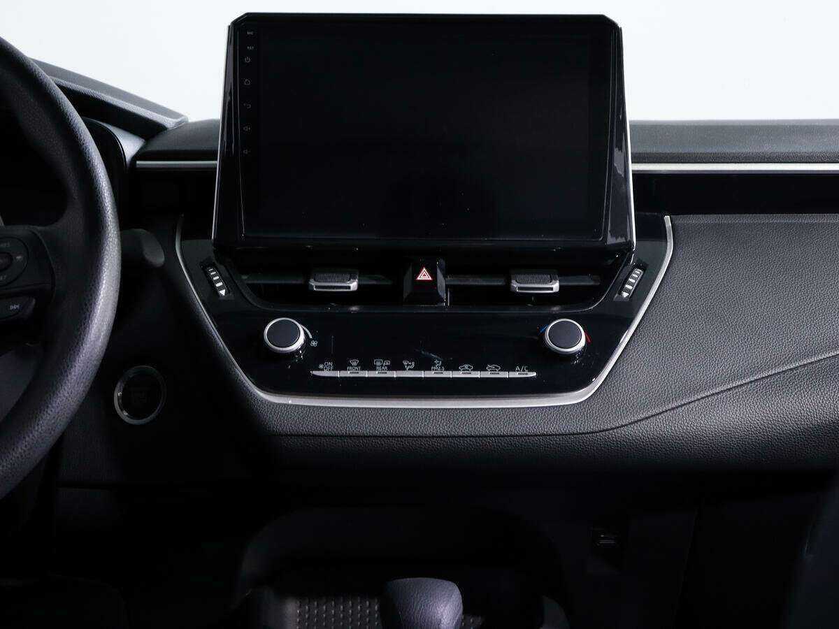 Б/У Тойота Королла 2022 года. Фото: #9