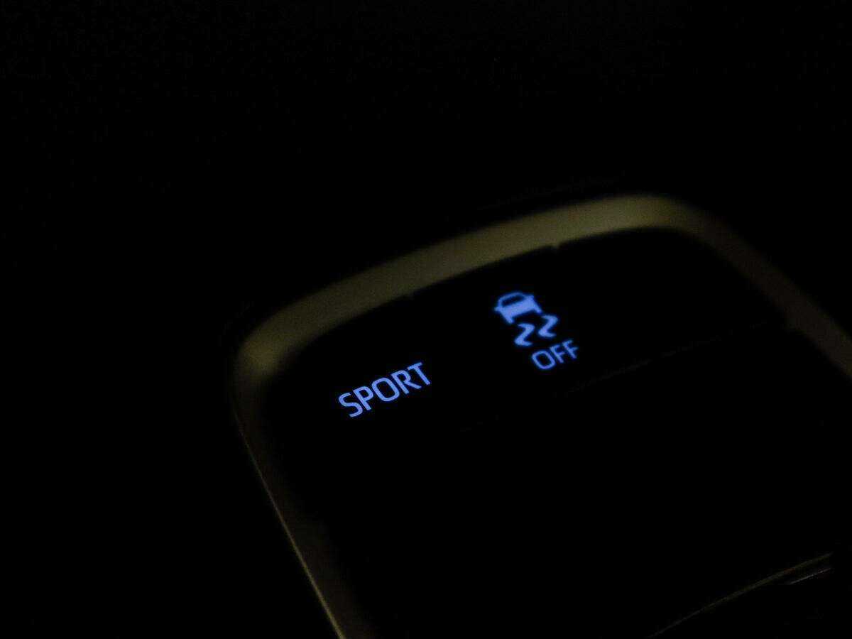 Б/У Тойота Королла 2022 года. Фото: #19