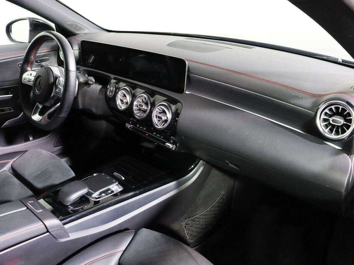 Б/У Мерседес-Бенц КЛА 2019 года. Фото: #8