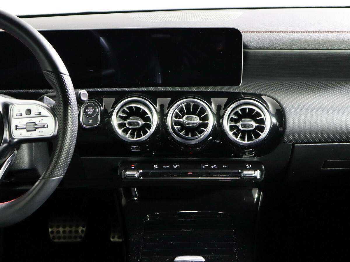 Б/У Мерседес-Бенц КЛА 2019 года. Фото: #12