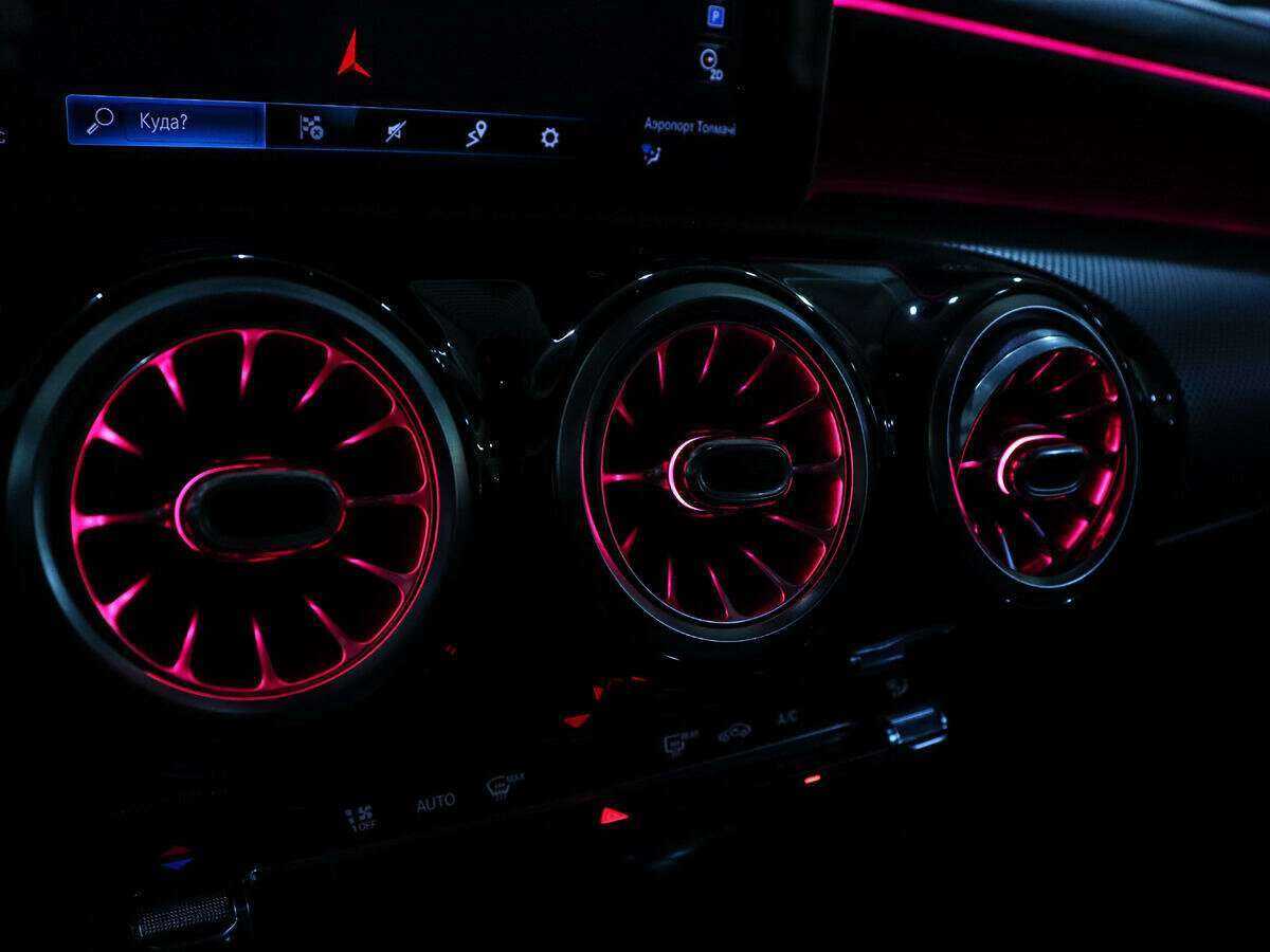 Б/У Мерседес-Бенц КЛА 2019 года. Фото: #24