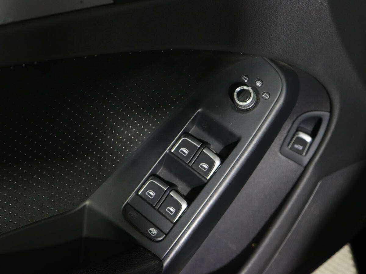 Б/У Ауди А4 2012 года. Фото: #14