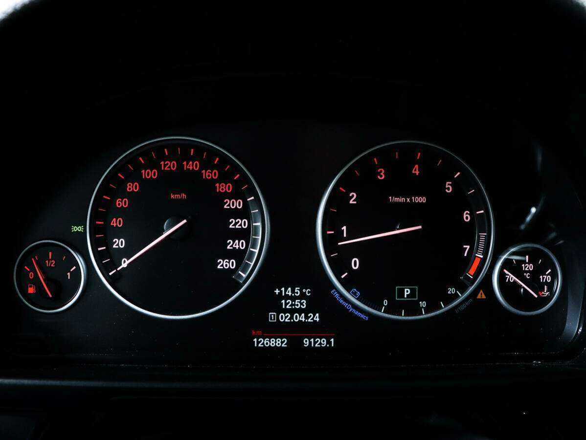 Б/У БМВ 5 серии 2013 года. Фото: #8