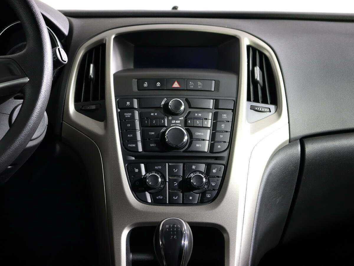 Б/У Опель Астра 2011 года. Фото: #10