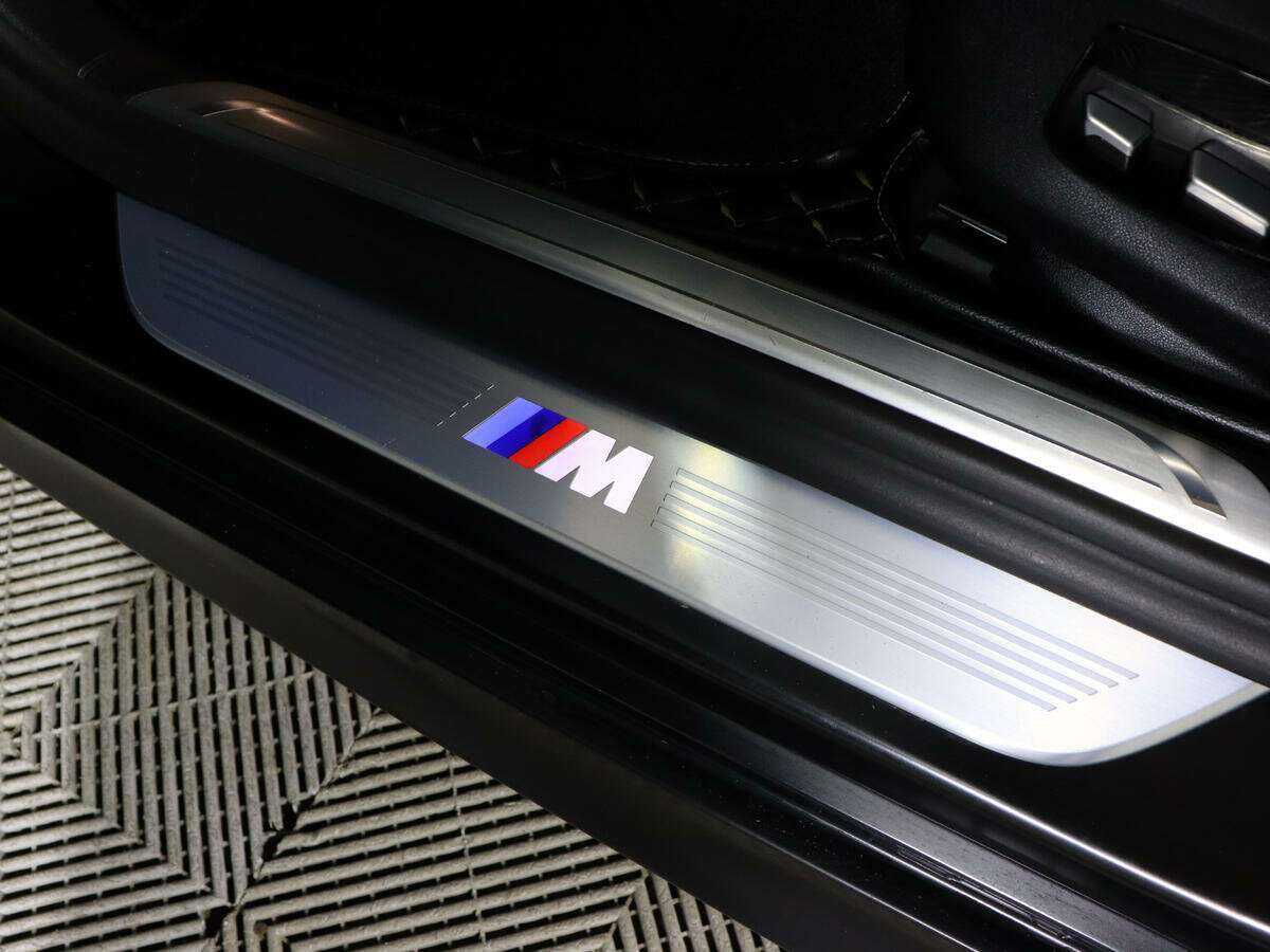 Б/У БМВ 7 серии 2018 года. Фото: #14