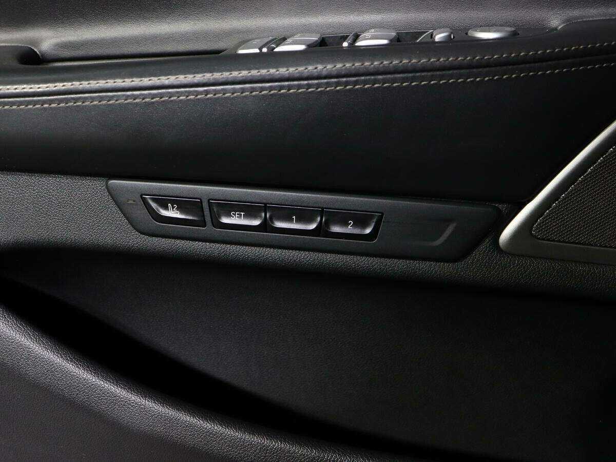 Б/У БМВ 7 серии 2018 года. Фото: #17