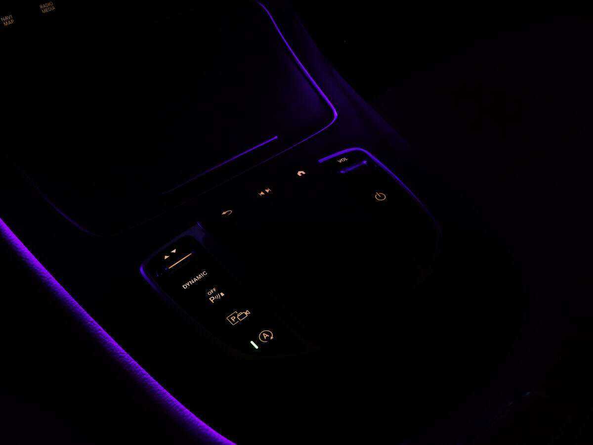 Б/У Мерседес-Бенц Е-Класс 2021 года. Фото: #16