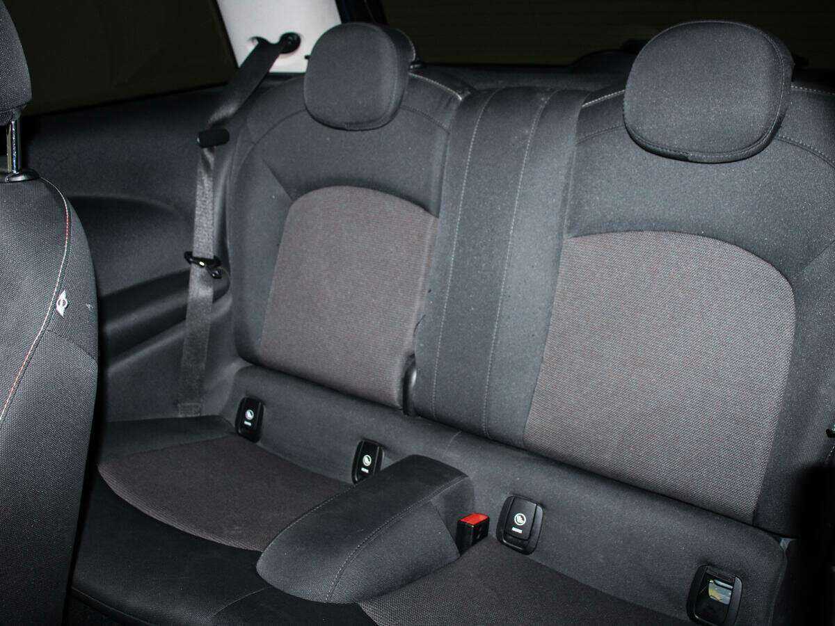 Б/У Мини Хэтч 2014 года. Фото: #5