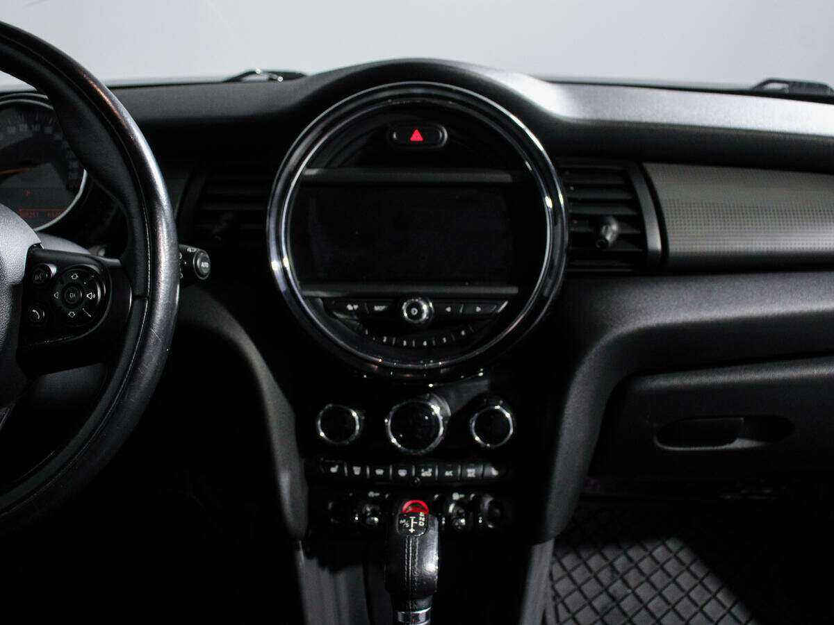 Б/У Мини Хэтч 2014 года. Фото: #8