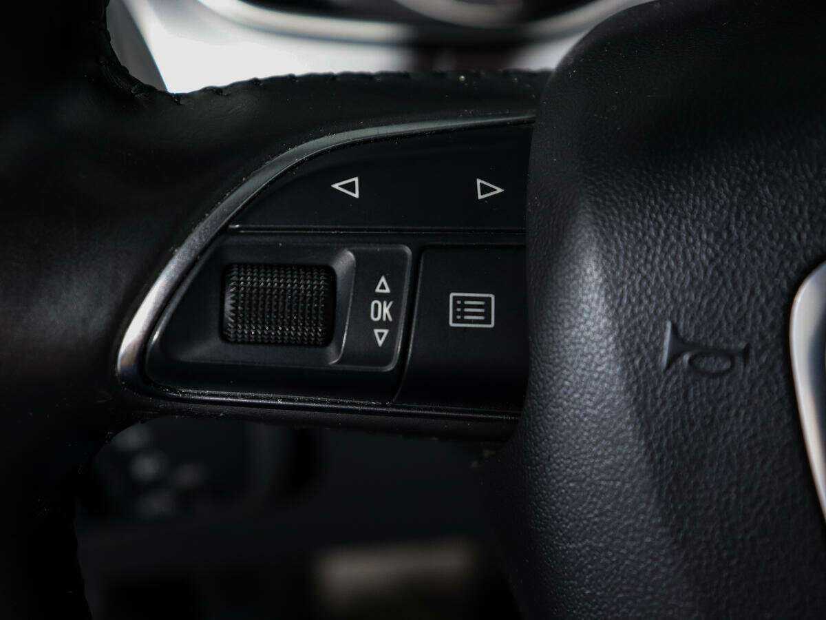 Б/У Ауди А6 2015 года. Фото: #17