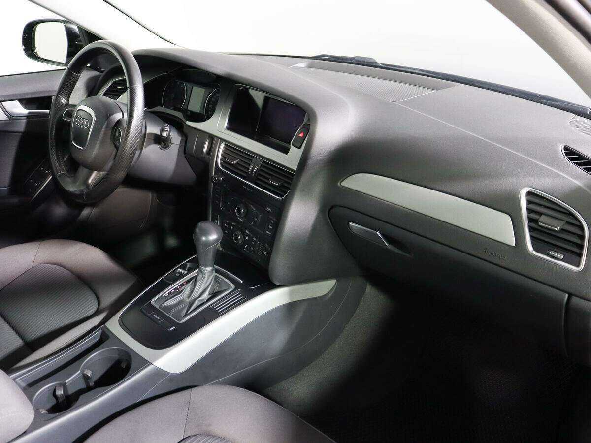 Б/У Ауди А4 2010 года. Фото: #6