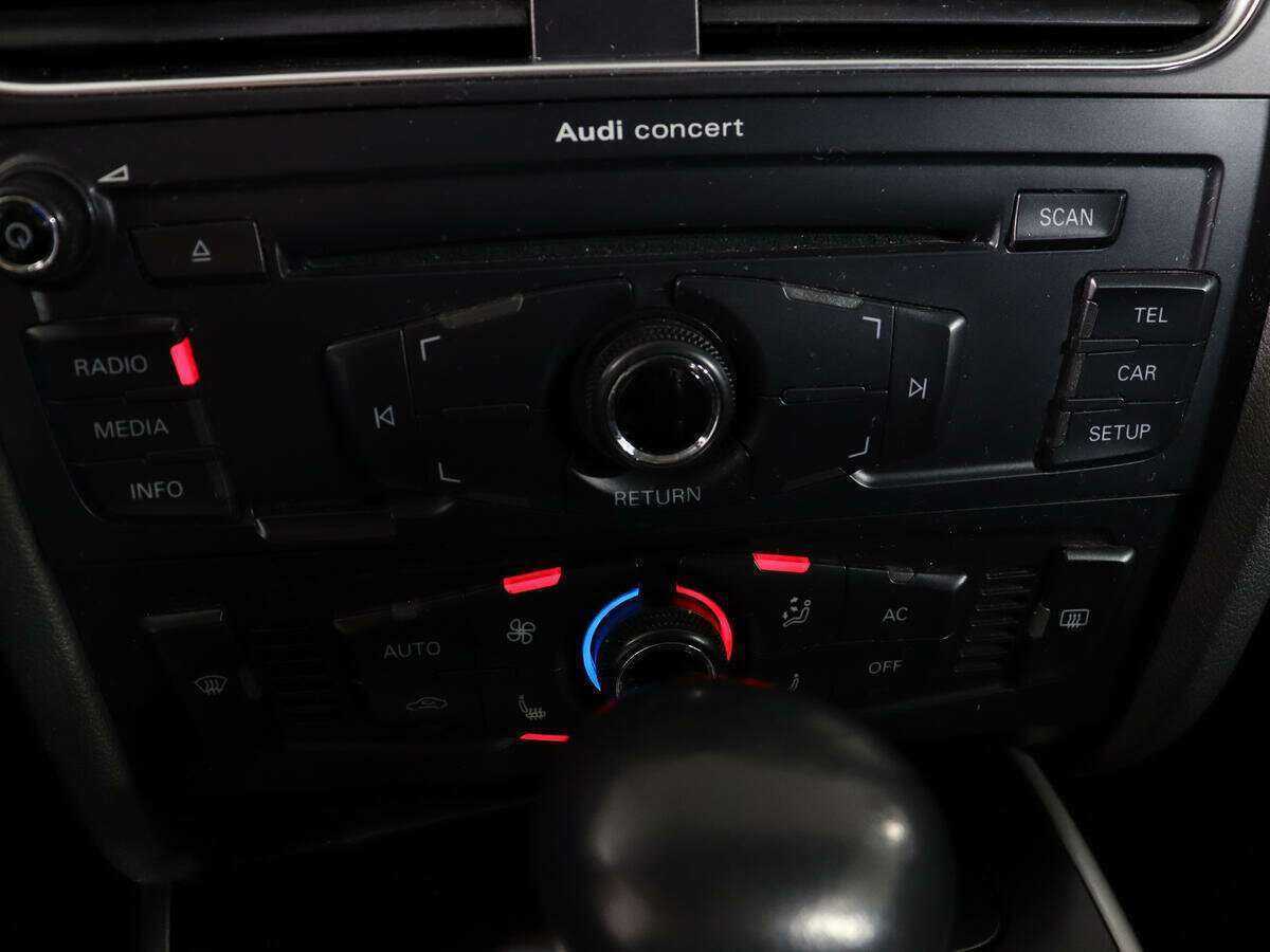 Б/У Ауди А4 2010 года. Фото: #17