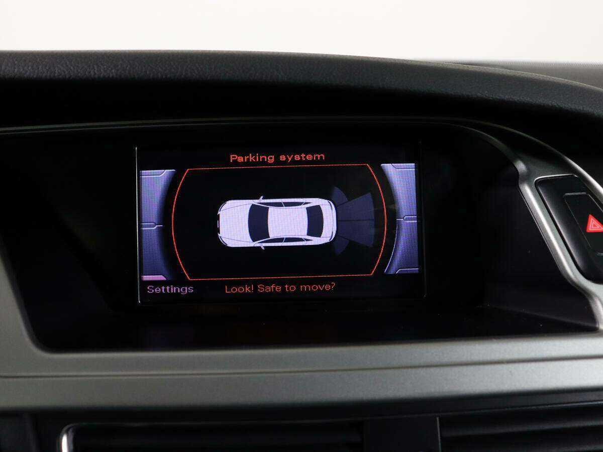 Б/У Ауди А4 2010 года. Фото: #18