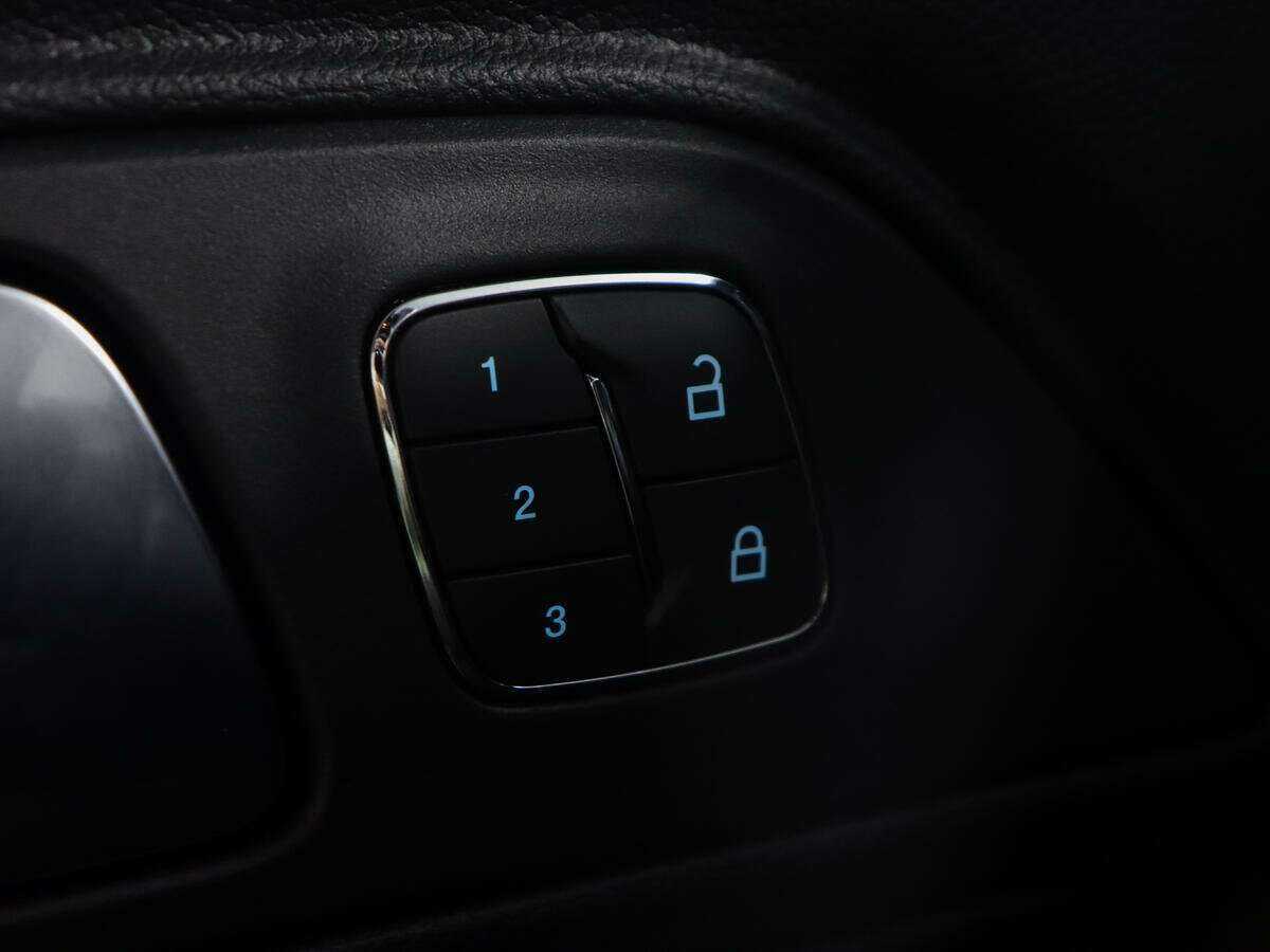 Б/У Форд Мустанг 2022 года. Фото: #21