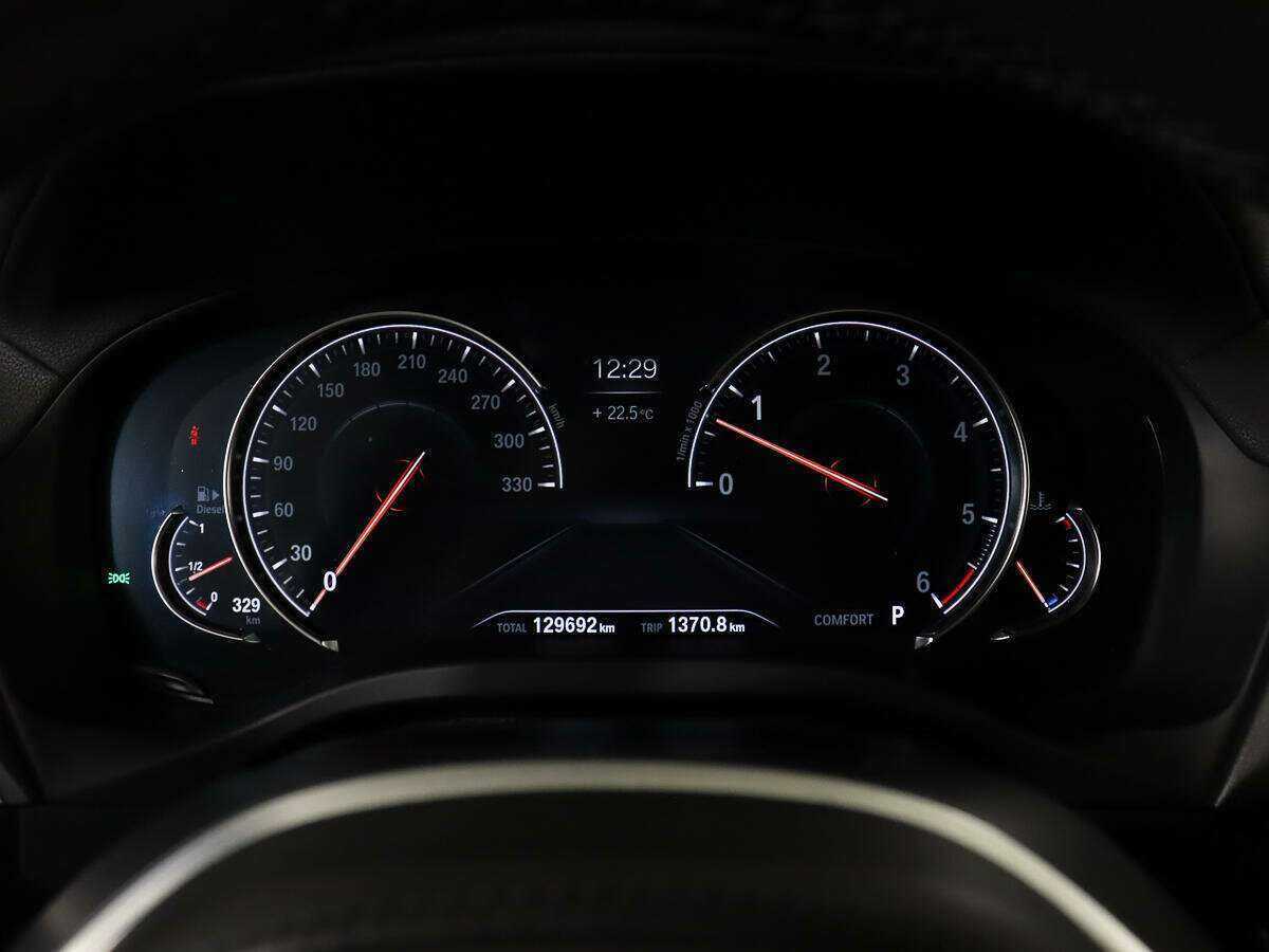 Б/У БМВ Икс3 2018 года. Фото: #9