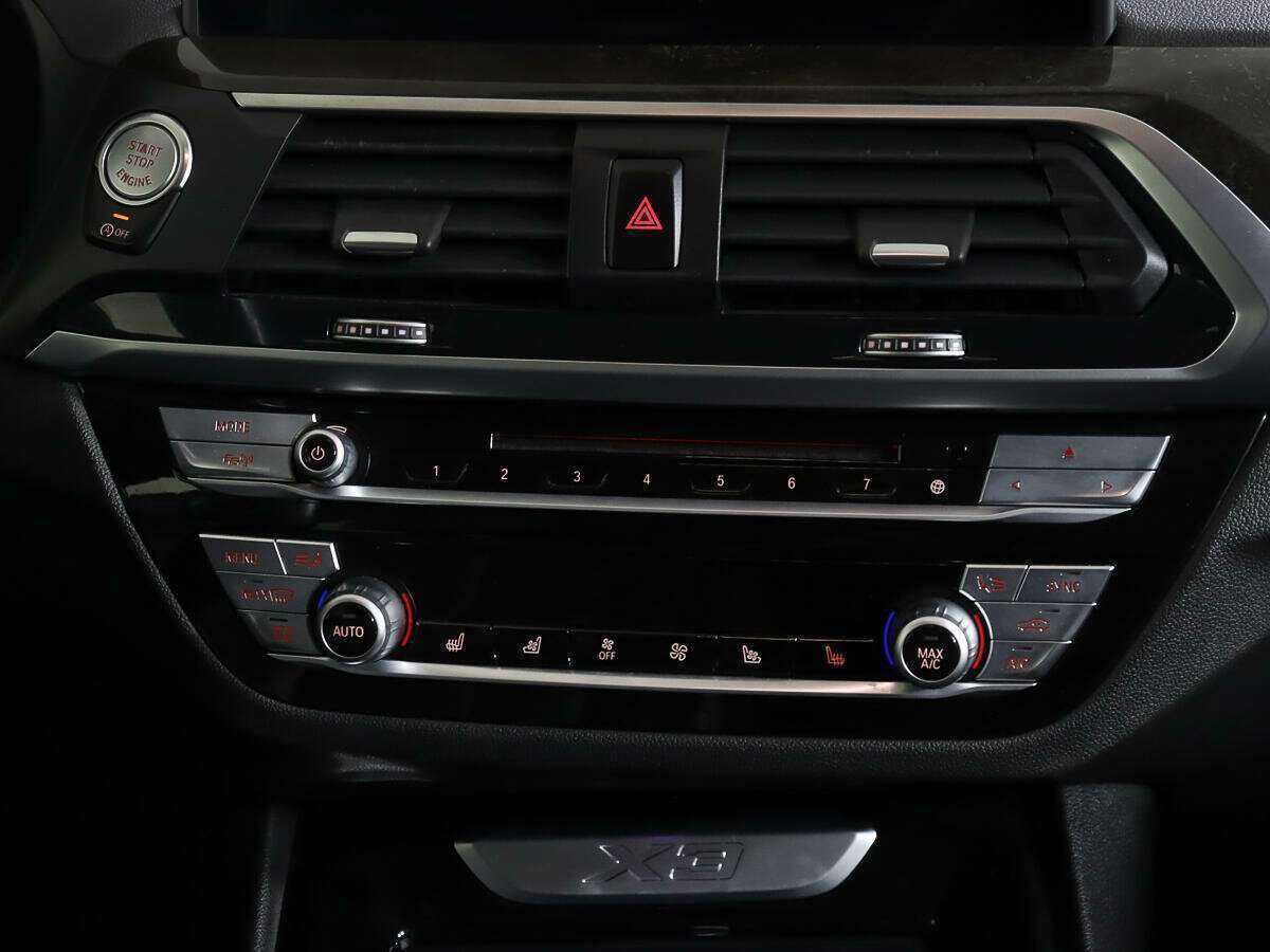 Б/У БМВ Икс3 2018 года. Фото: #11