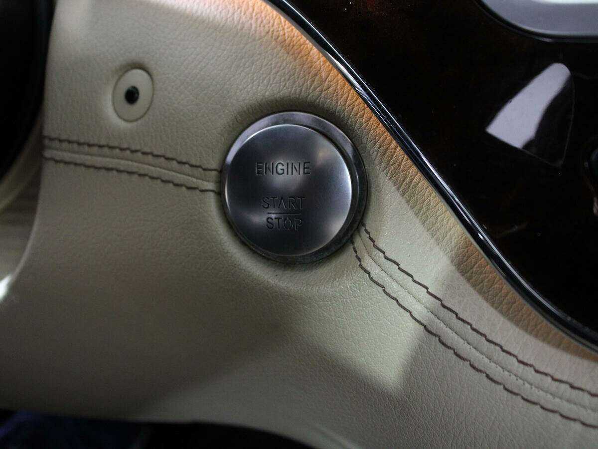 Б/У Мерседес-Бенц С-Класс 2011 года. Фото: #25